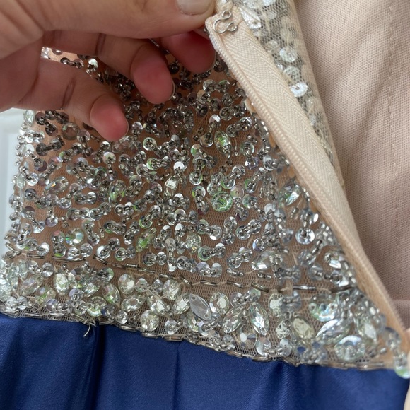 Navy Grad dress with sequins - Picture 8 of 9